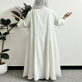 عباية نسائية مطرزة بالذهبي